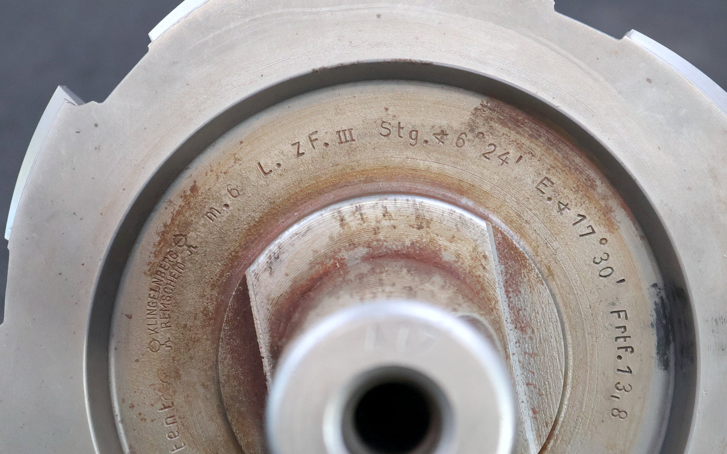 KLINGELNBERG Palloid-Wälzfräser m= 6,0 17°30' EGW Zahnform III 1-gg. Links