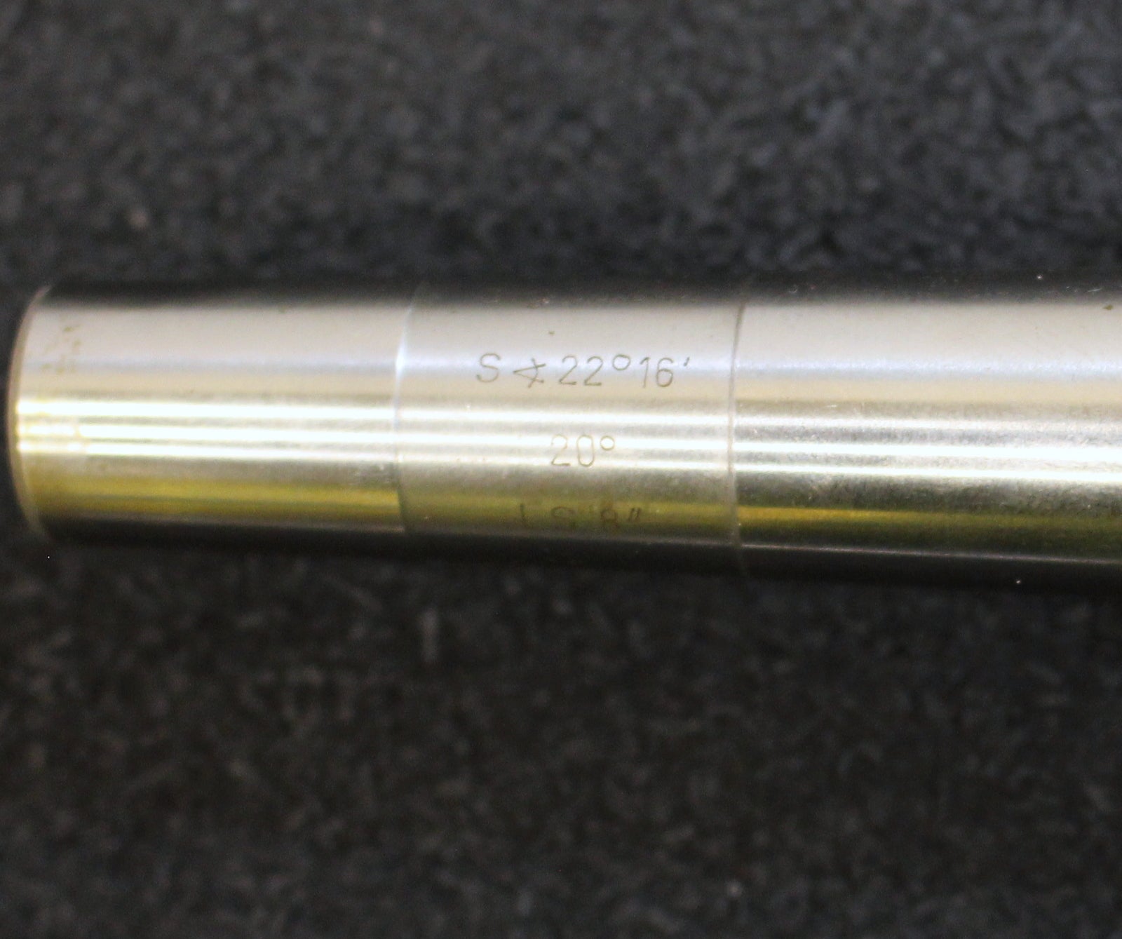 Bild des Artikels KÖPFER-Schneckenrad-Tangential-Schaftwälzfräser-m=1,75-für-SchneckenØ-31,8mm-20°