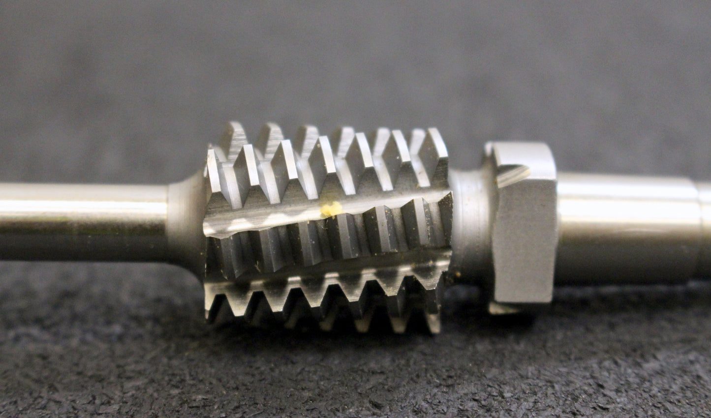 Bild des Artikels KÖPFER-Schneckenrad-Radial-Schaftwälzfräser-m=1,217-20°-EGW-1gg.-Rechts-11°2´