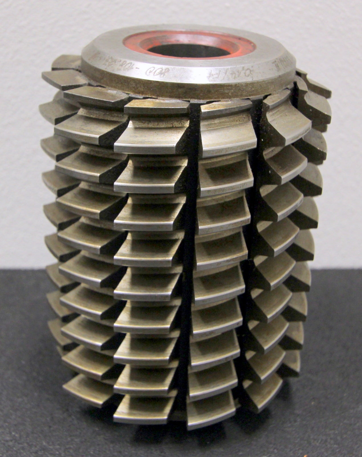 Bild des Artikels SAAZOR-Stollenwälzfräser-involute-spline-hob-m-=-4,5mm-BP-III-nach-DIN3972-