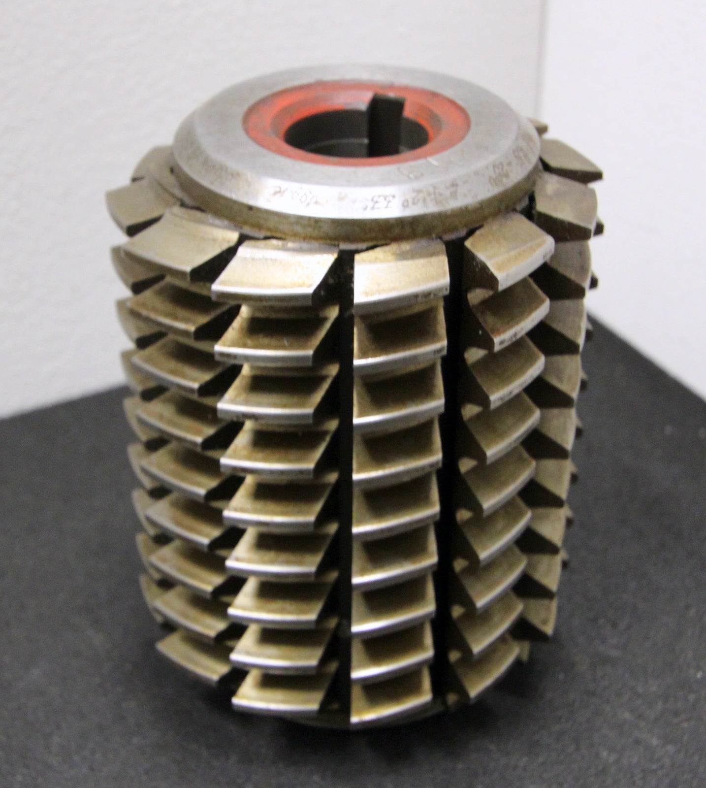 Bild des Artikels SAAZOR-Stollenwälzfräser-involute-spline-hob-m-=-4,5mm-BP-III-nach-DIN3972-