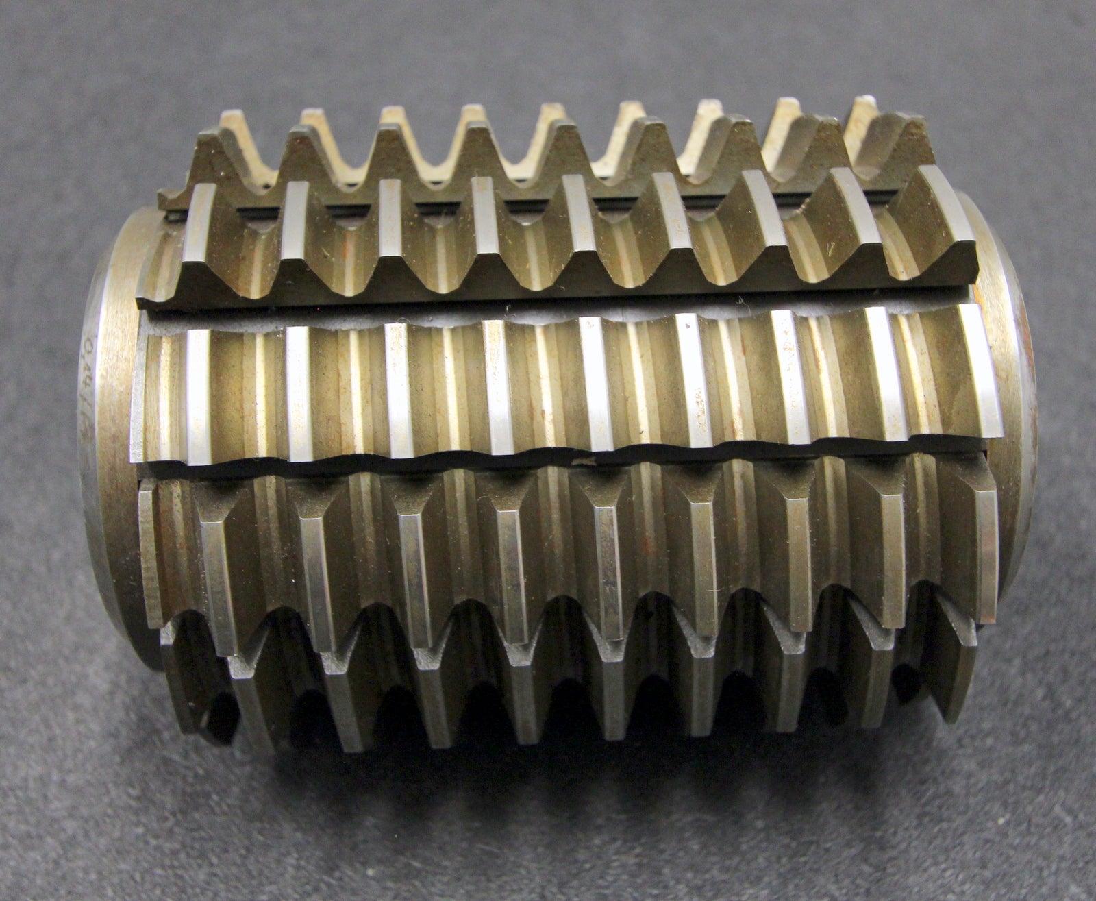 Bild des Artikels SAAZOR-Stollenwälzfräser-involute-spline-hob-m-=-4,5mm-BP-III-nach-DIN3972-