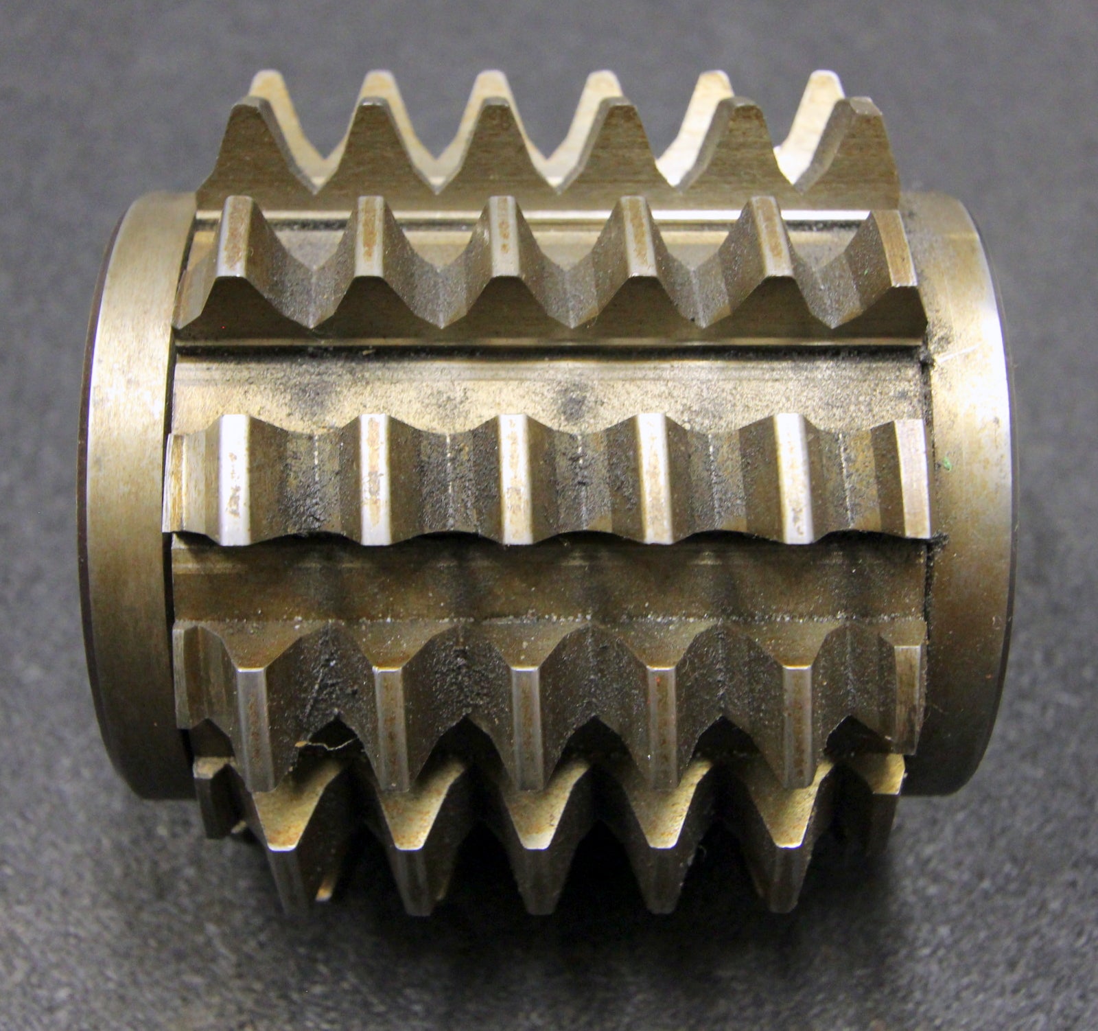 Bild des Artikels FETTE-Stollenwälzfräser-involute-spline-hob-m-=-4,5mm-BP-III-nach-DIN3972