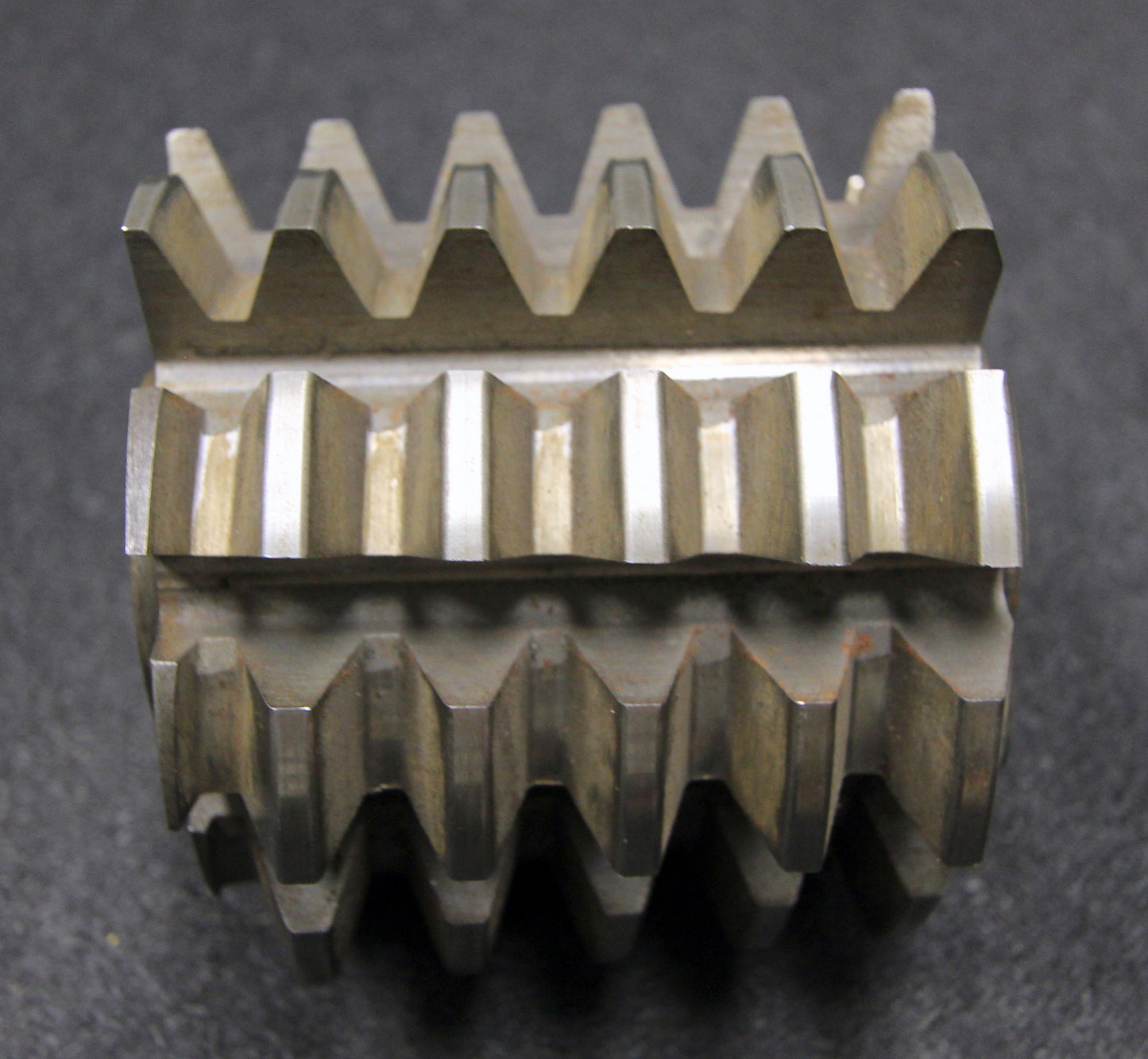 Bild des Artikels Vollstahlwälzfräser-gear-hob-m-=-5mm-20°-EGW-Abmessungen-Ø95x90xØ27mm-mit-LKN