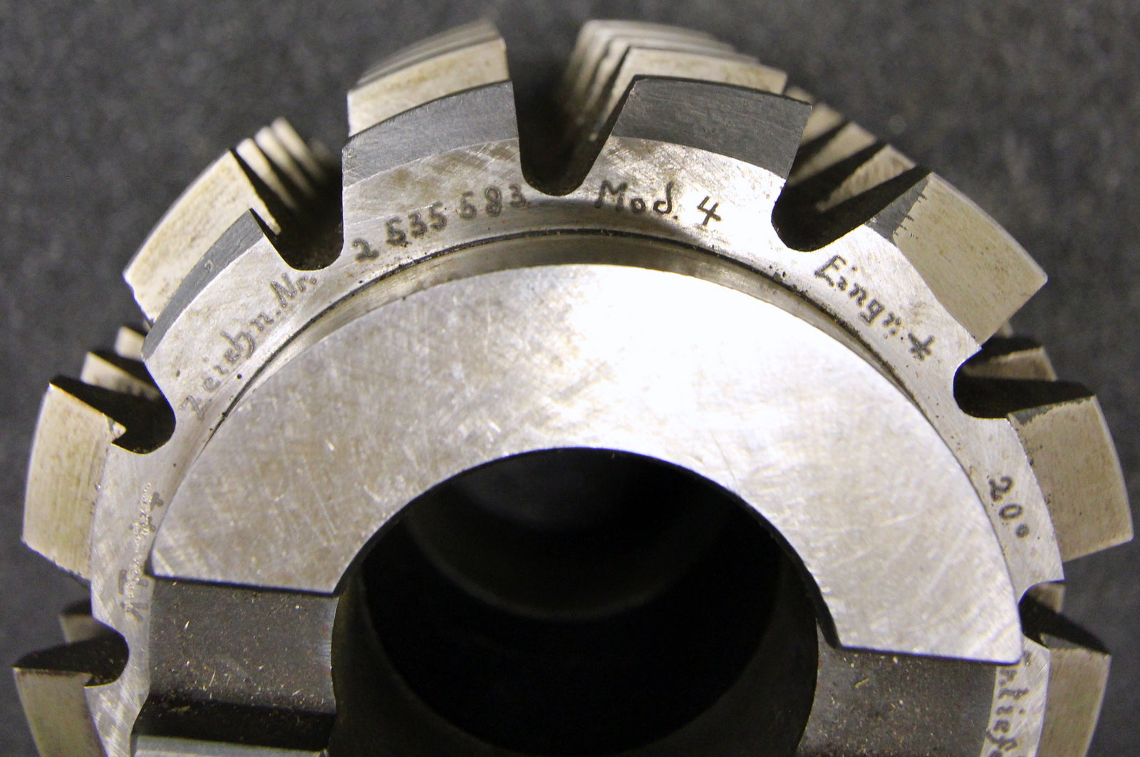 Bild des Artikels SAACKE-Vollstahlwälzfräser-gear-hob-m-=-4mm-20°-EGW-Ø100x90xØ40mm-mit-Quernut