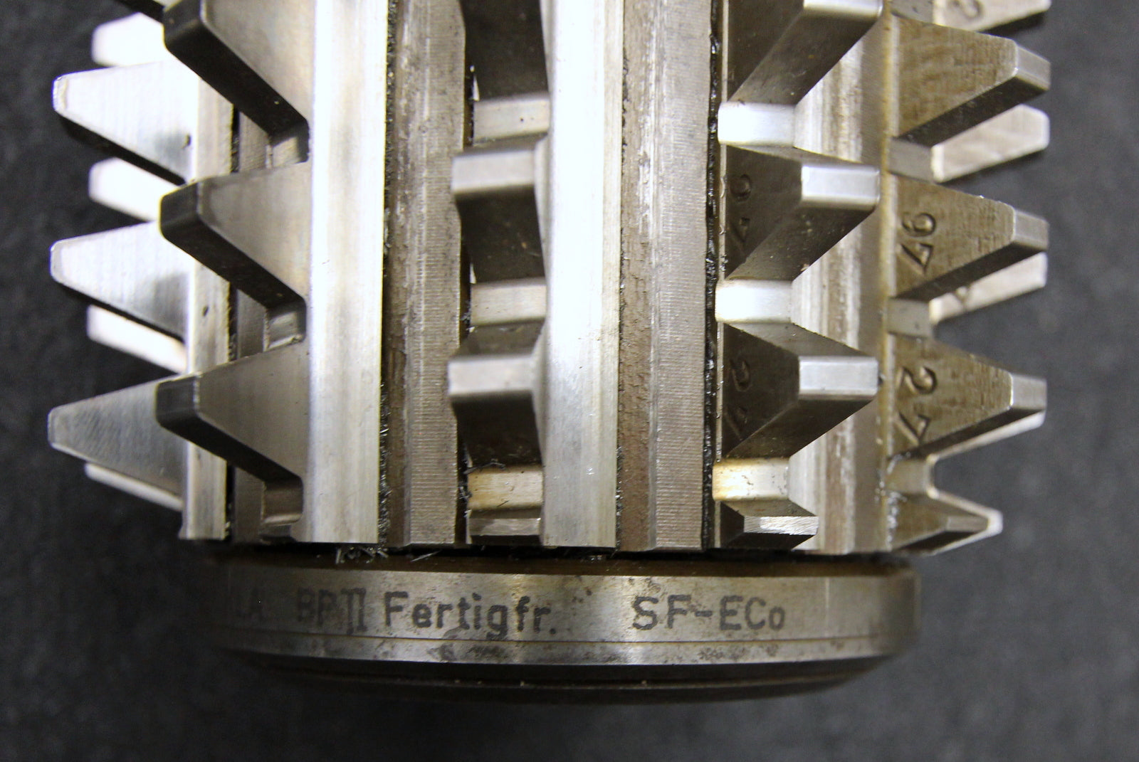 Bild des Artikels KLINGELNBER-Stollenwälzfräser-involute-spline-hob-m-=-5mm-BP-II-nach-DIN3972