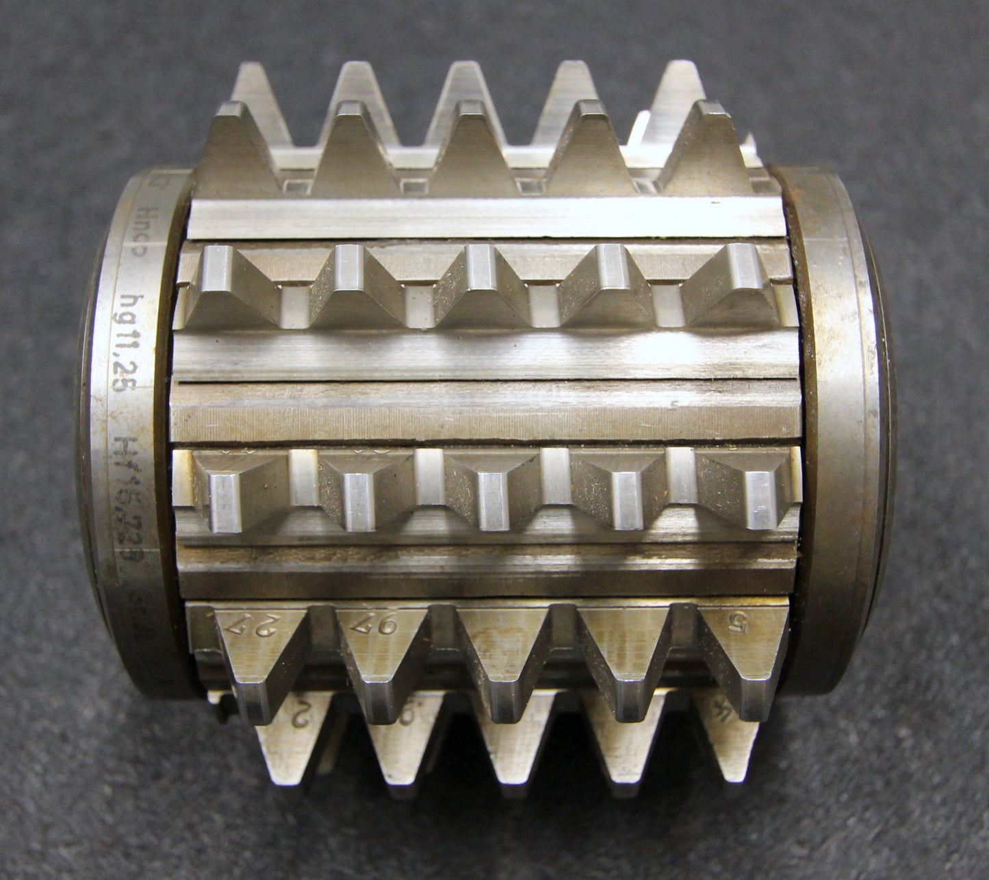 Bild des Artikels KLINGELNBER-Stollenwälzfräser-involute-spline-hob-m-=-5mm-BP-II-nach-DIN3972