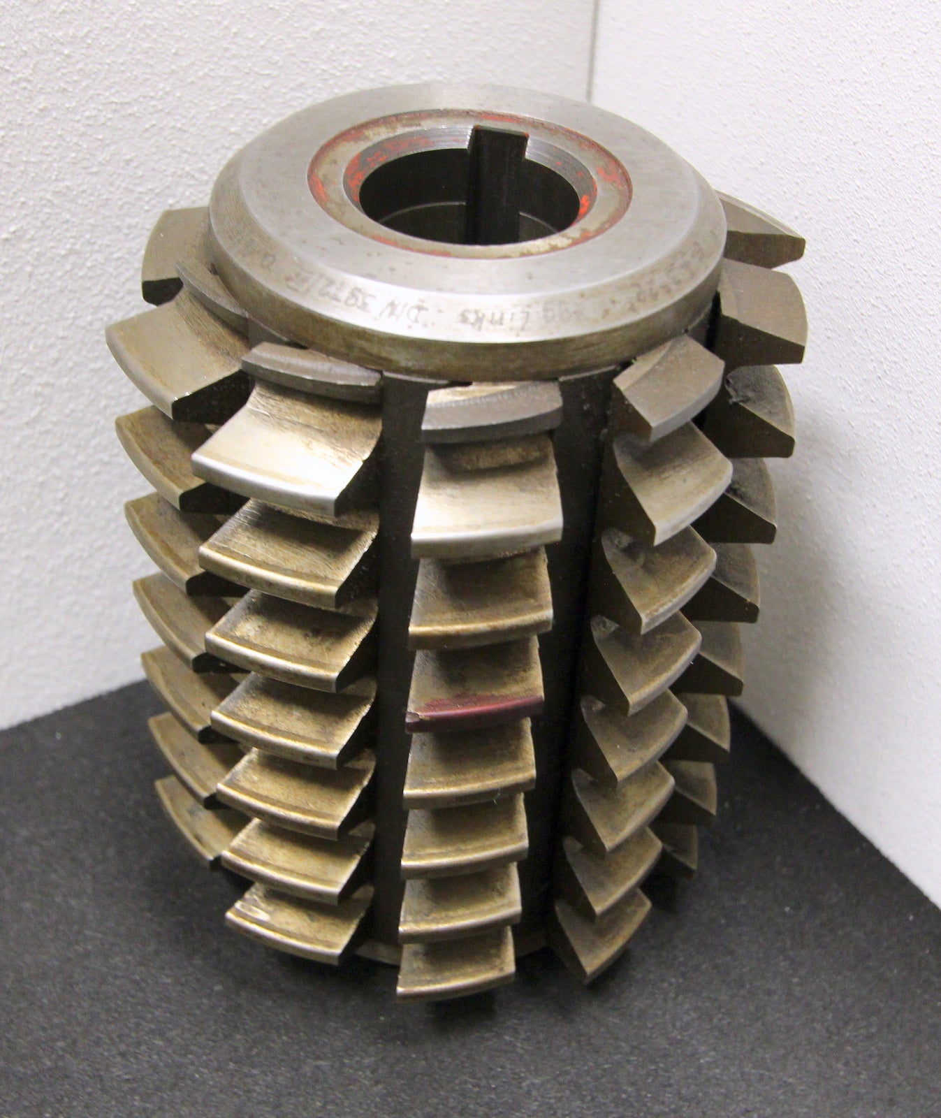 Bild des Artikels SAAZOR-Stollenwälzfräser-involute-spline-hob-m-=-6,5mm-BP-III-nach-DIN3972