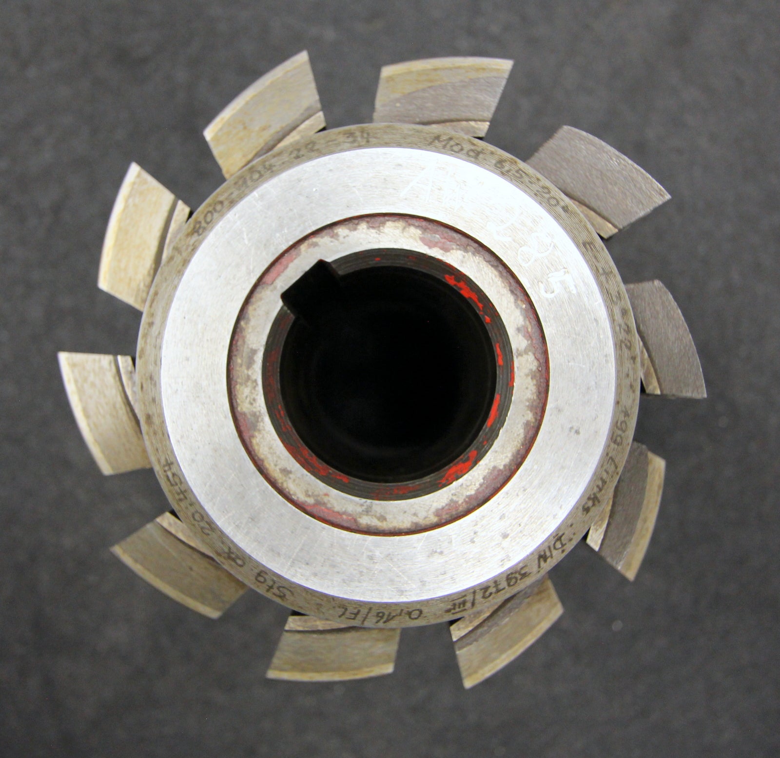 Bild des Artikels SAAZOR-Stollenwälzfräser-involute-spline-hob-m-=-6,5mm-BP-III-nach-DIN3972