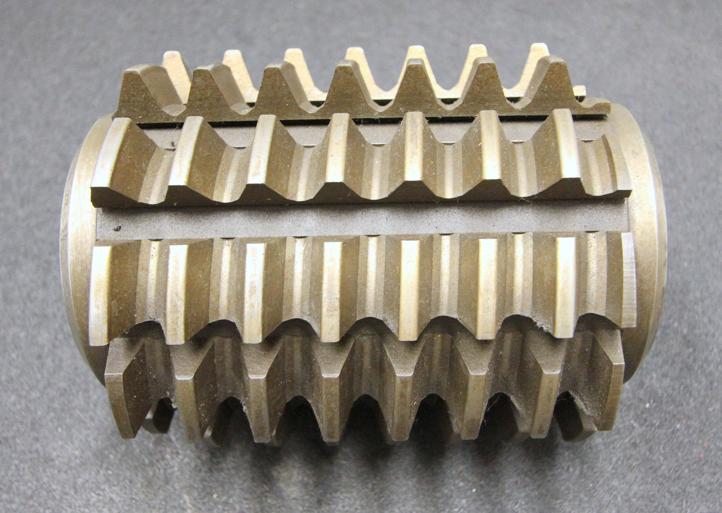 Bild des Artikels SAAZOR-Stollenwälzfräser-involute-spline-hob-m-=-6,5mm-BP-III-nach-DIN3972