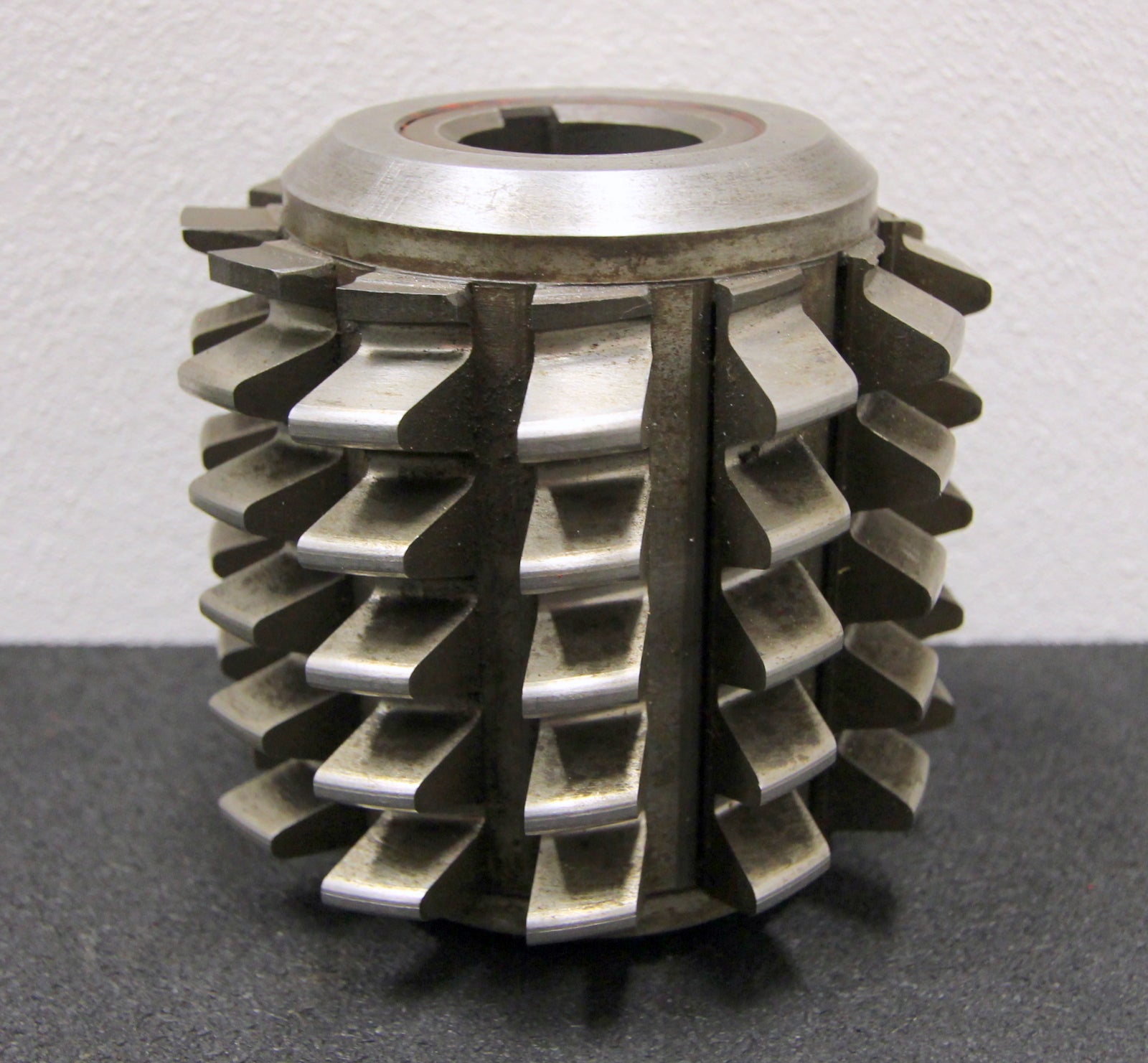 Bild des Artikels SAAZOR-Stollenwälzfräser-involute-spline-hob-m-=-5mm-20°-EGW-Ø110x110xØ32mm