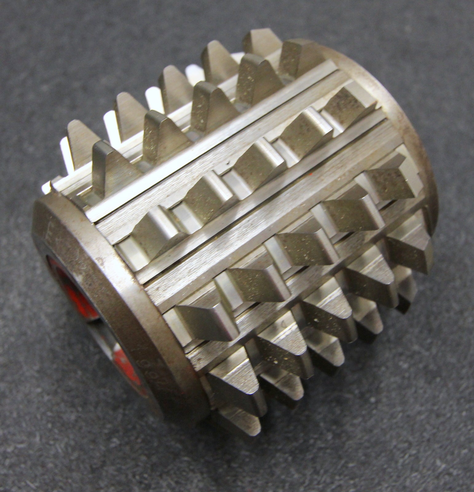 Bild des Artikels SAAZOR-Stollenwälzfräser-involute-spline-hob-m=-5mm-BPIII-DIN3972-Ø100x110xØ32mm