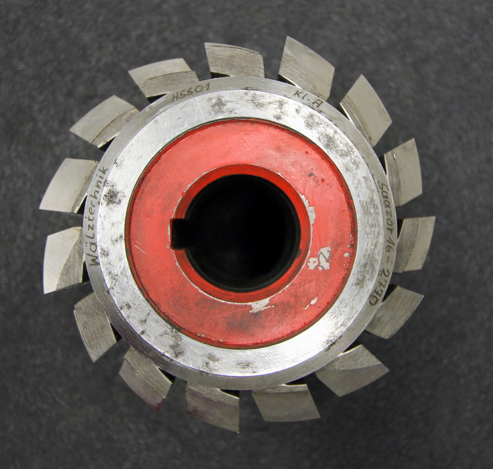 Bild des Artikels SAAZOR-Stollenwälzfräser-involute-spline-hob-m-=-4mm-20°-EGW-Ø120x110xØ32mm