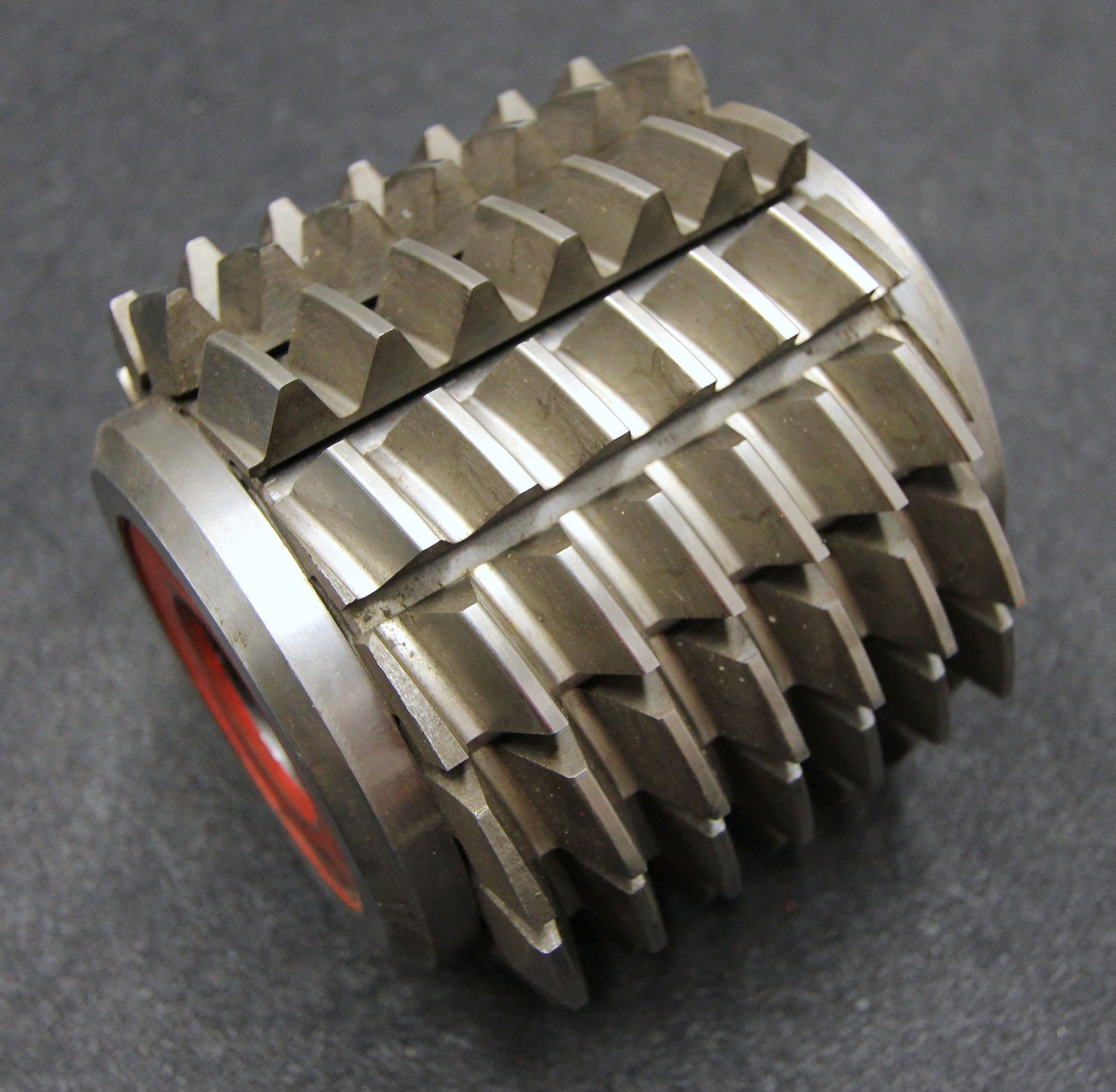 Bild des Artikels SAAZOR-Stollenwälzfräser-involute-spline-hob-m-=-4mm-20°-EGW-Ø120x110xØ32mm