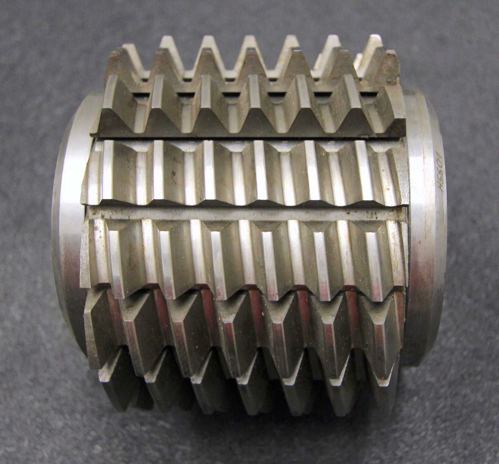 Bild des Artikels SAAZOR-Stollenwälzfräser-involute-spline-hob-m-=-4mm-20°-EGW-Ø120x110xØ32mm