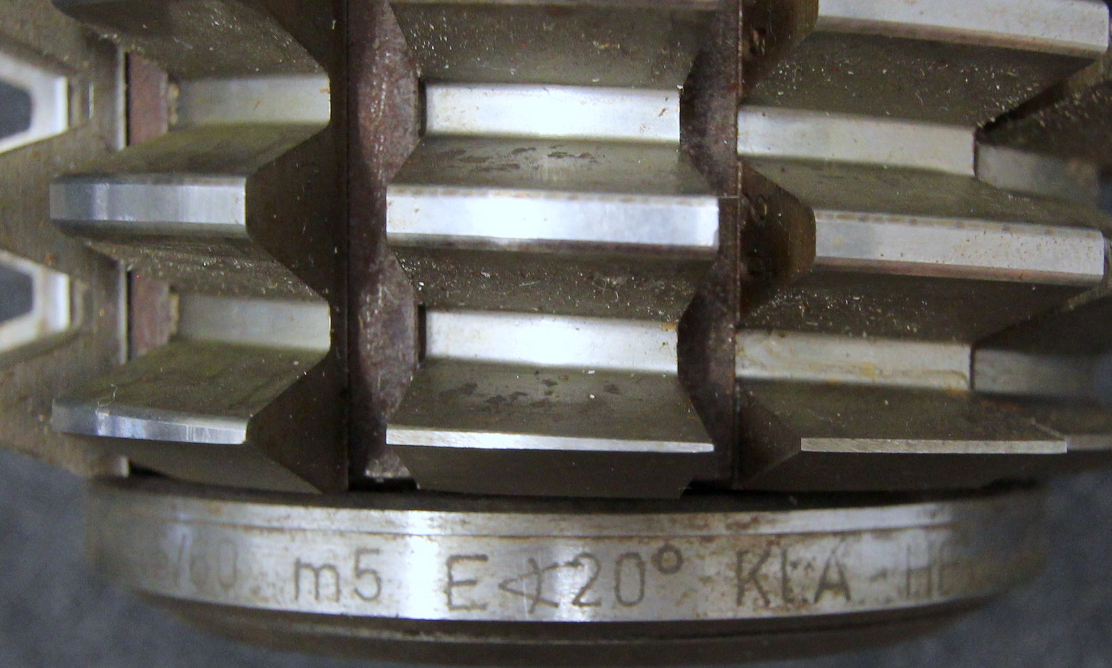 Bild des Artikels KLINGELNBERG-Stollenwälzfräser-involute-spline-hob-m=-5mm-20°-EGW-Ø120x110xØ32mm