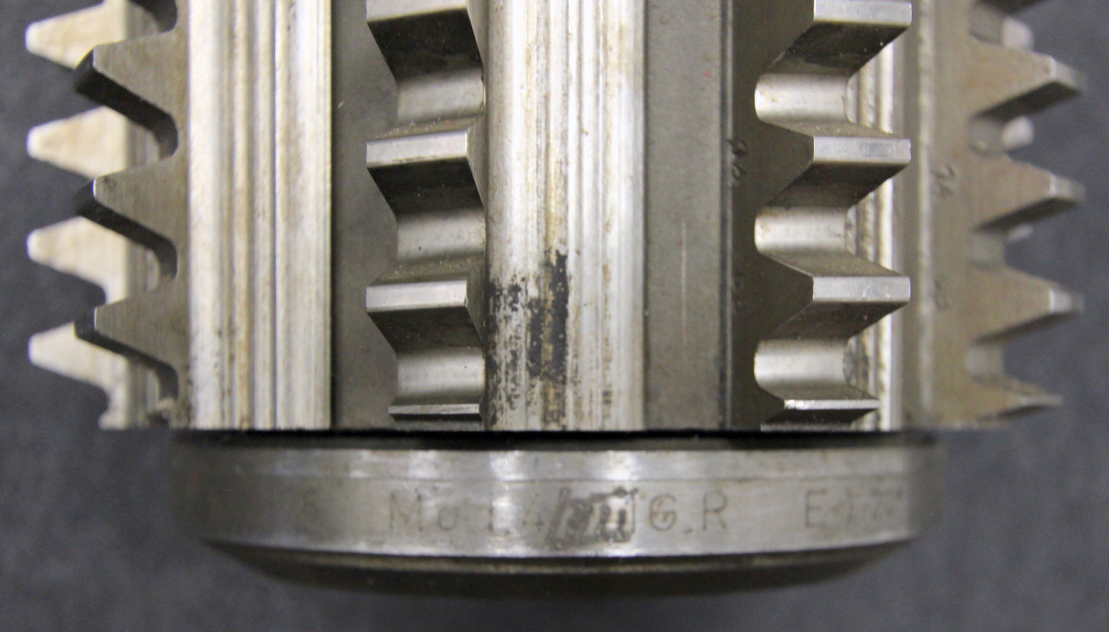 Bild des Artikels KLINGELNBERG-Stollenwälzfräser-involute-spline-hob-m-=-4mm-BP-III-nach-DIN3972