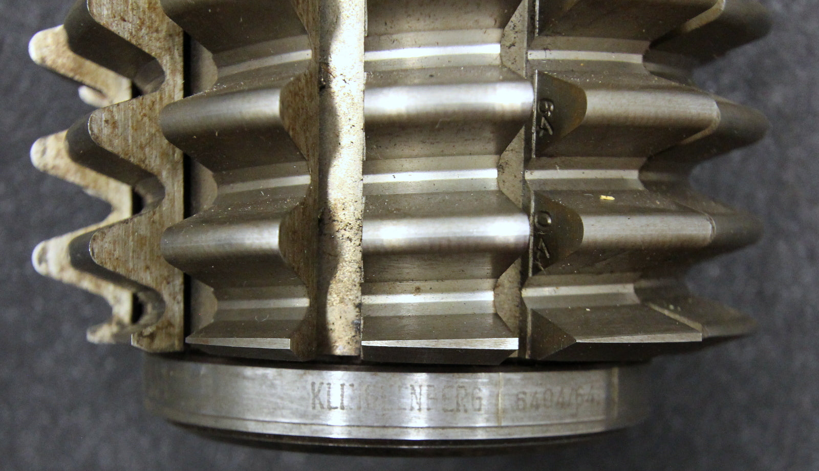 Bild des Artikels KLINGELNBERG-Stollenwälzfräser-involute-spline-hob-m-=-5mm-BP-III-nach-DIN3972