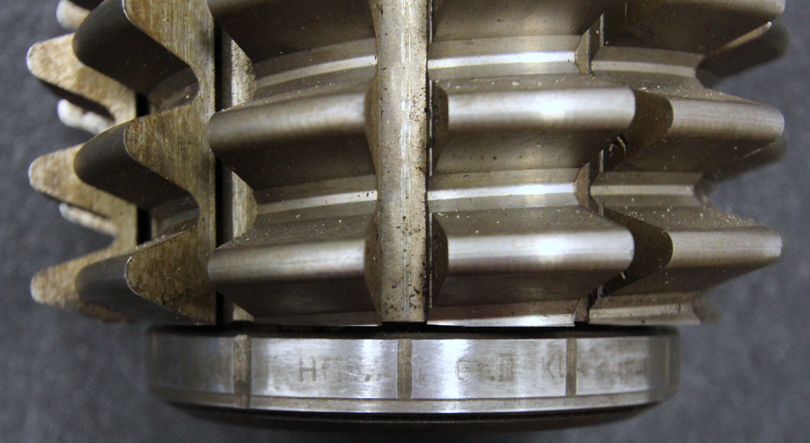 Bild des Artikels KLINGELNBERG-Stollenwälzfräser-involute-spline-hob-m-=-5mm-BP-III-nach-DIN3972