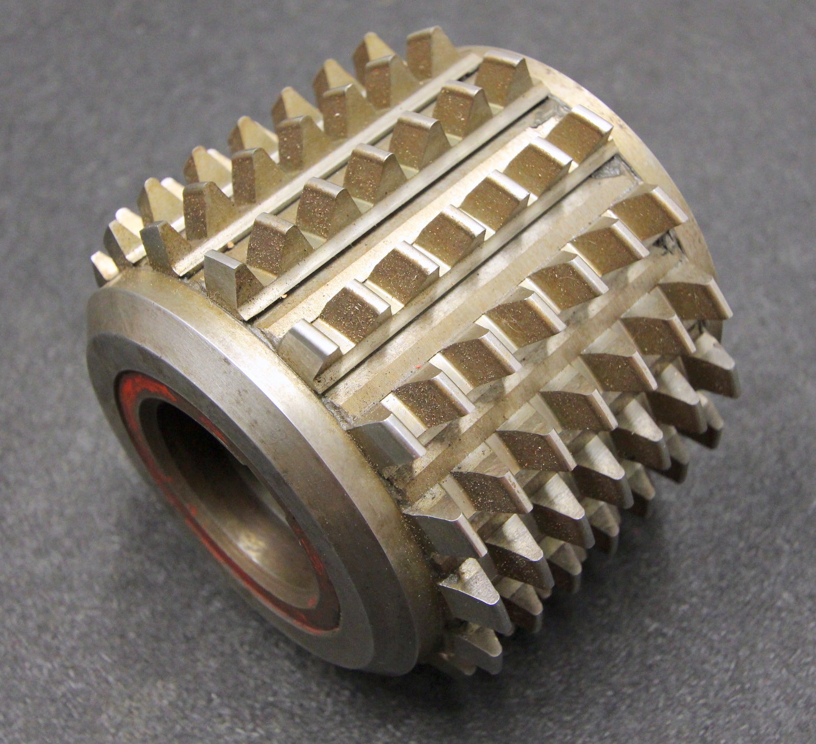 Bild des Artikels SAAZOR-Stollenwälzfräser-involute-spline-hob-m-=-4mm-20°-EGW-Ø125x110xØ50mm