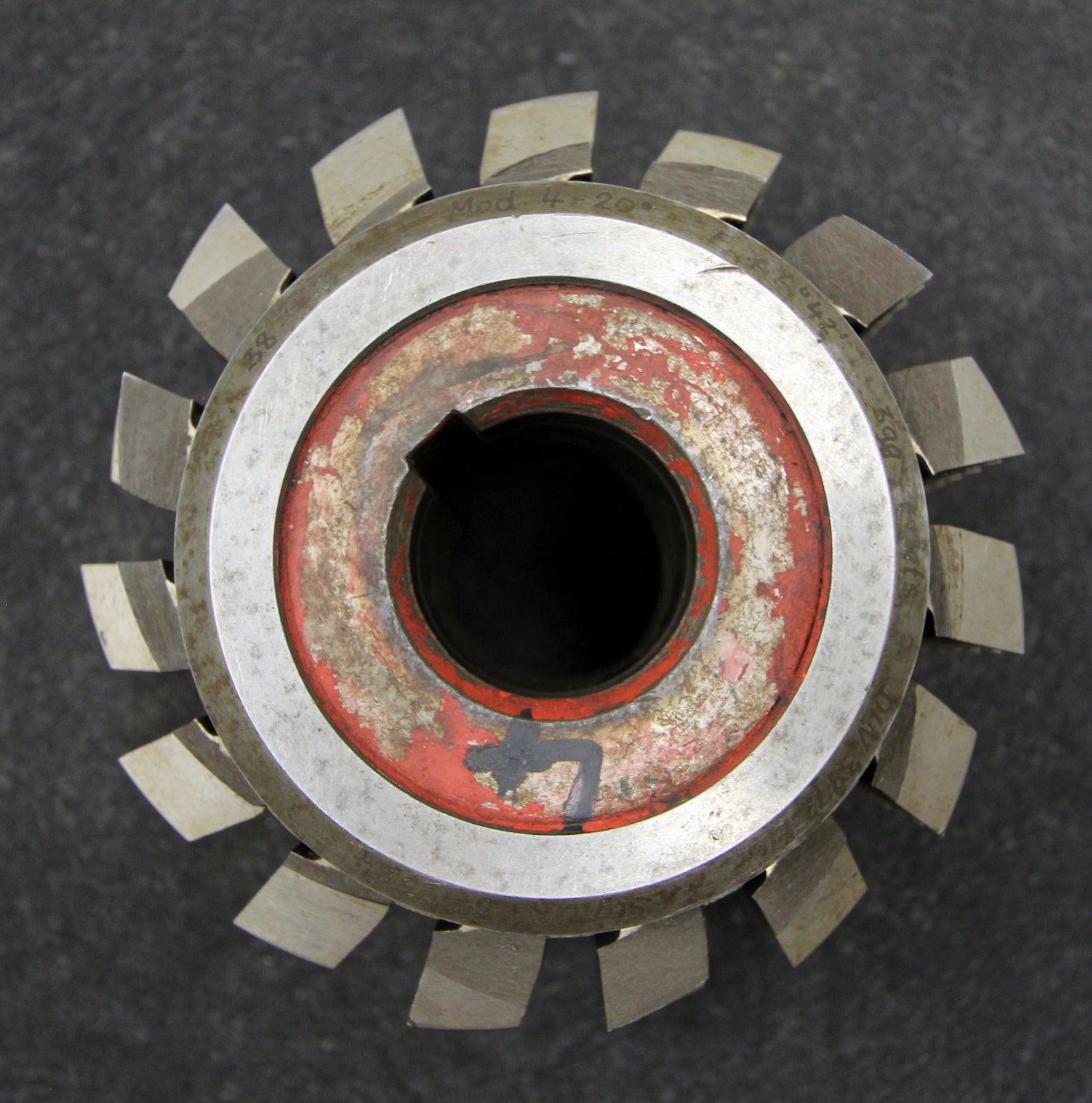 Bild des Artikels SAAZOR-Stollenwälzfräser-involute-spline-hob-m=-4mm-BP-III-nach-DIN3972