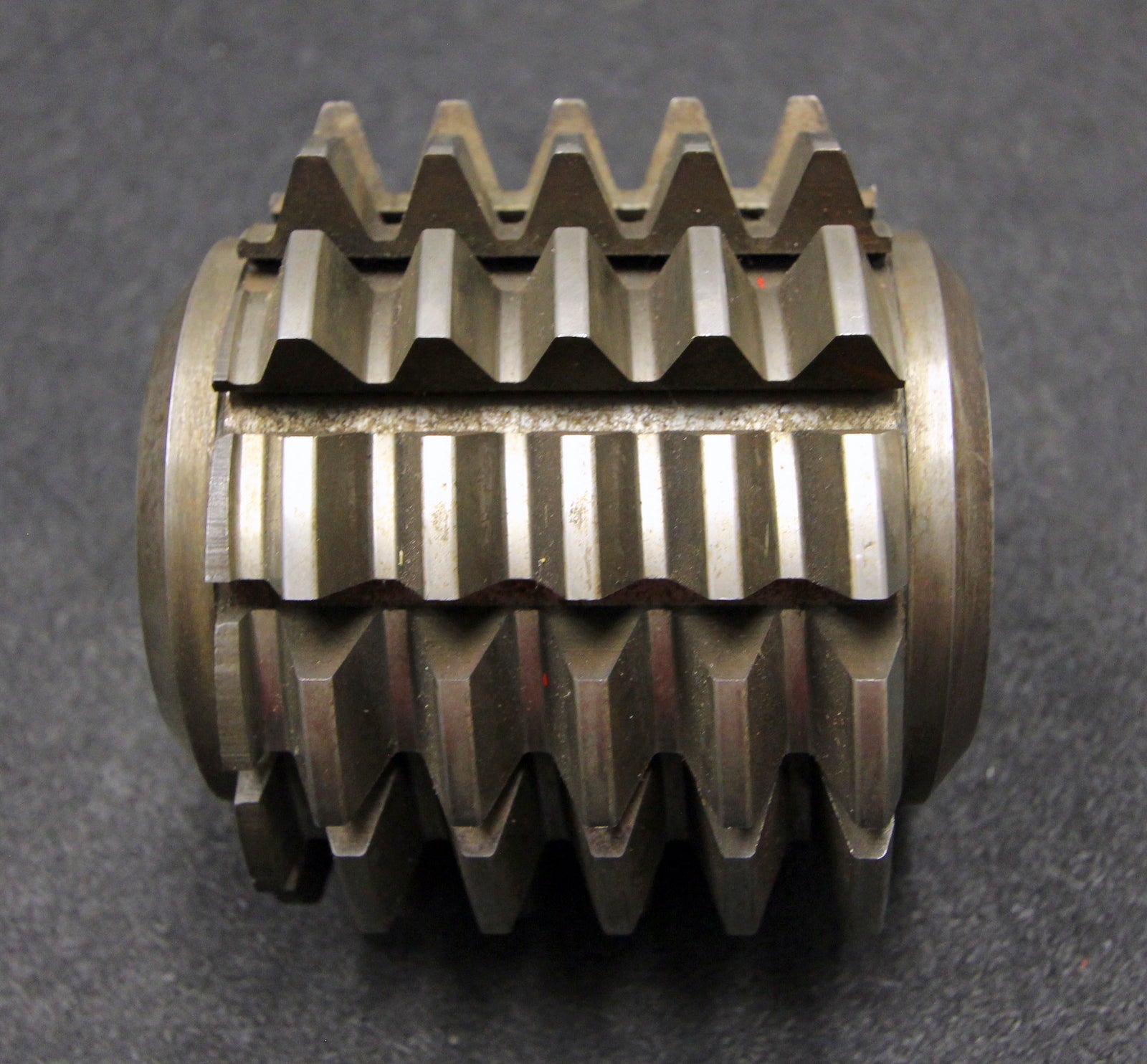 Bild des Artikels SAAZOR-Stollenwälzfräser-involute-spline-hob-Fertigfräser-m=-5mm-Ø120x110xØ32mm