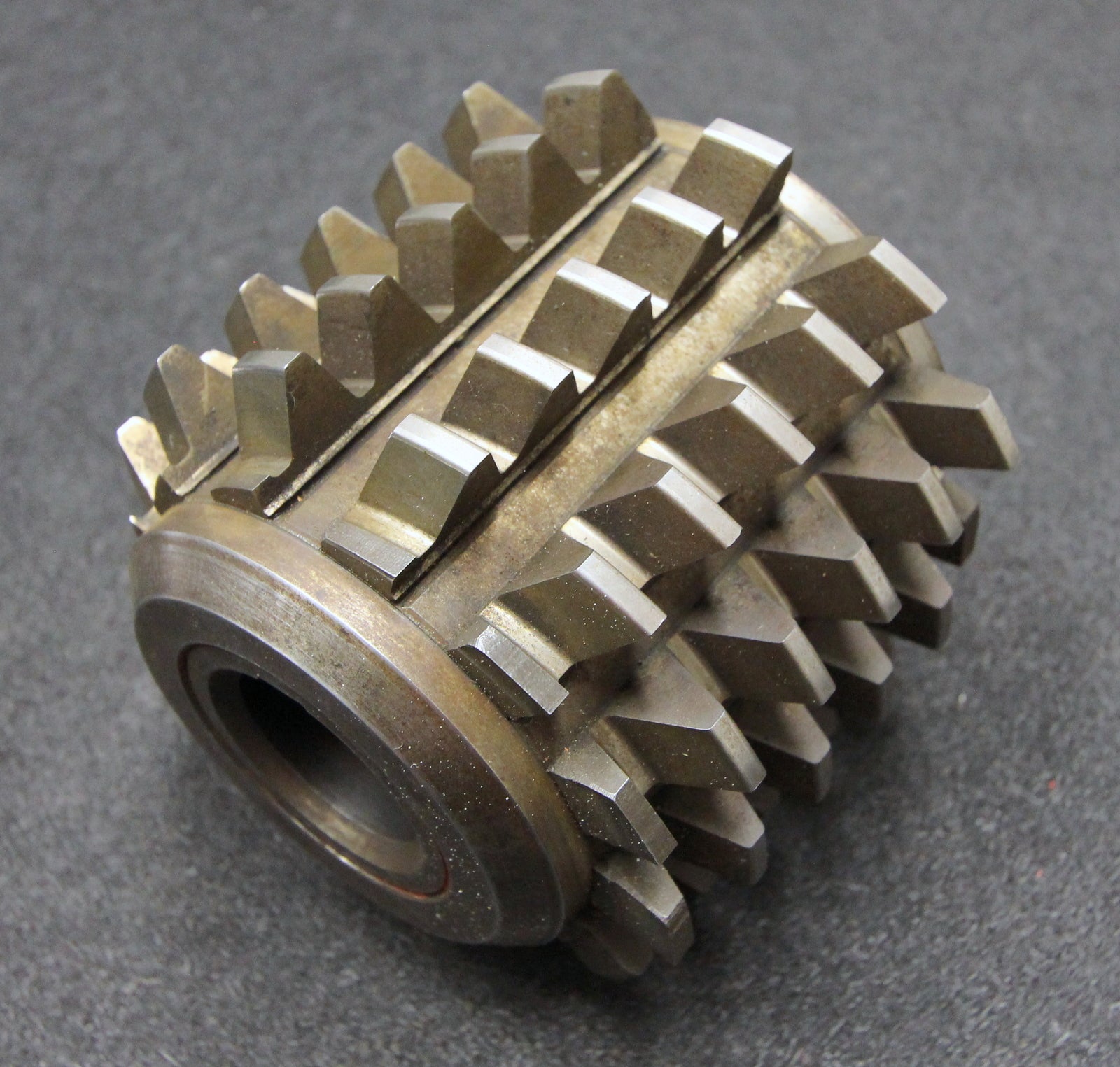 Bild des Artikels SAAZOR-Stollenwälzfräser-involute-spline-hob-Fertigfräser-m-=-5mm-Ø110x110xØ32mm