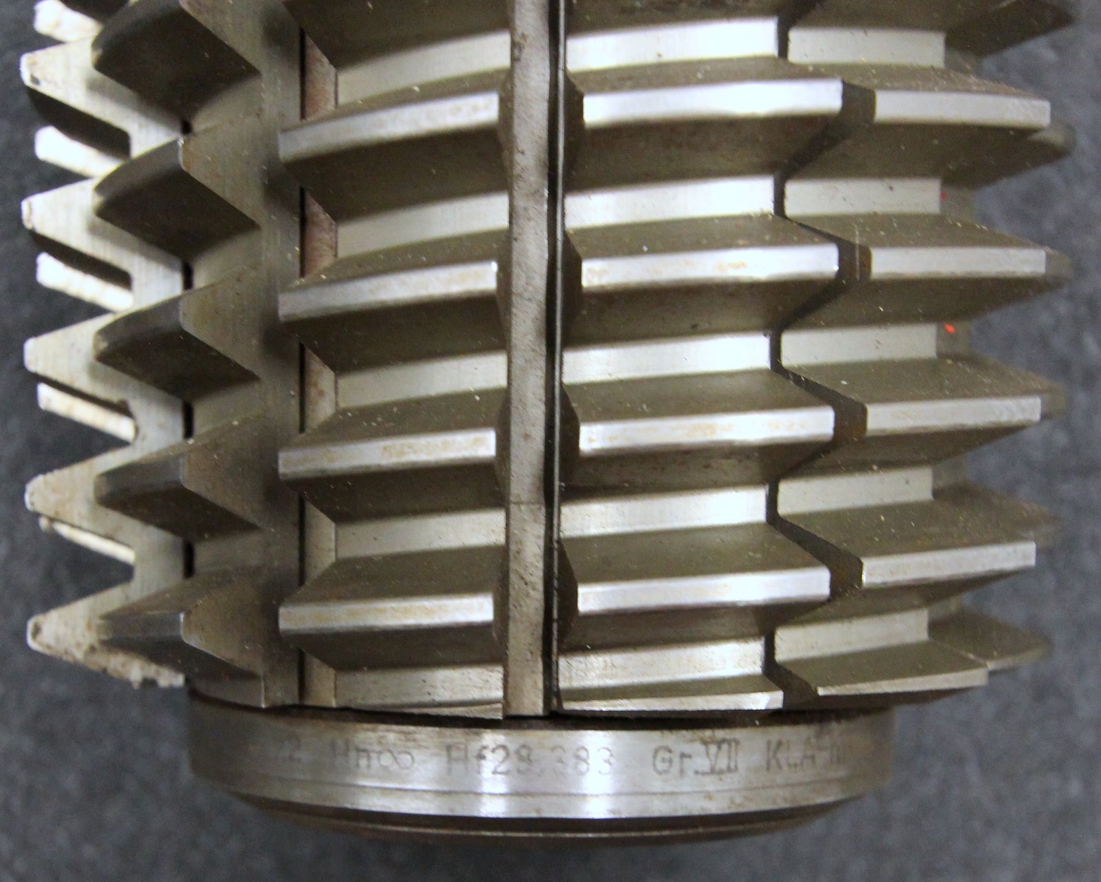 Bild des Artikels KLINGELNBERG-Stollenwälzfräser-involute-spline-hob-Vorfräser-m=-4,5mm