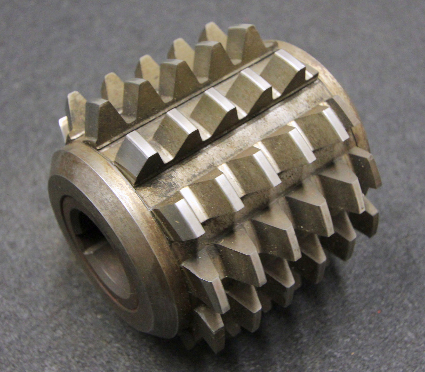 Bild des Artikels SAAZOR-Stollenwälzfräser-involute-spline-hob-Fertigfräser-m-=-5mm-BP-I-DIN3972