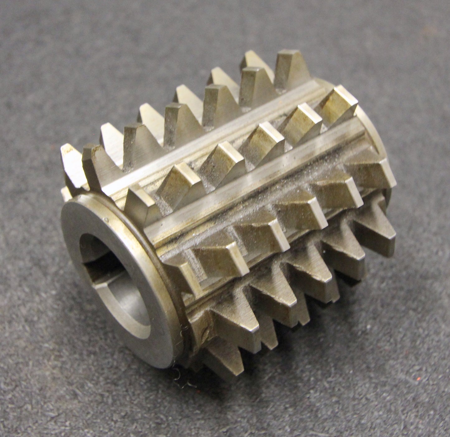 Bild des Artikels Vollstahlwälzfräser-gear-hob-m-=-4mm-20°-EGW-Abmessungen-Ø75x80xØ27mm-mit-LKN
