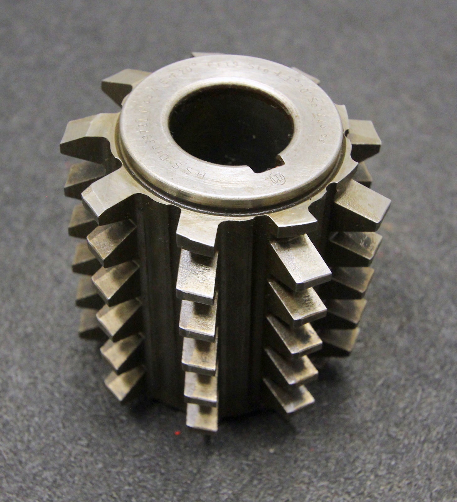 Bild des Artikels FETTE-Vollstahlwälzfräser-gear-hob-m=-4mm-BP-II-nach-DIN3972-20°-EGW