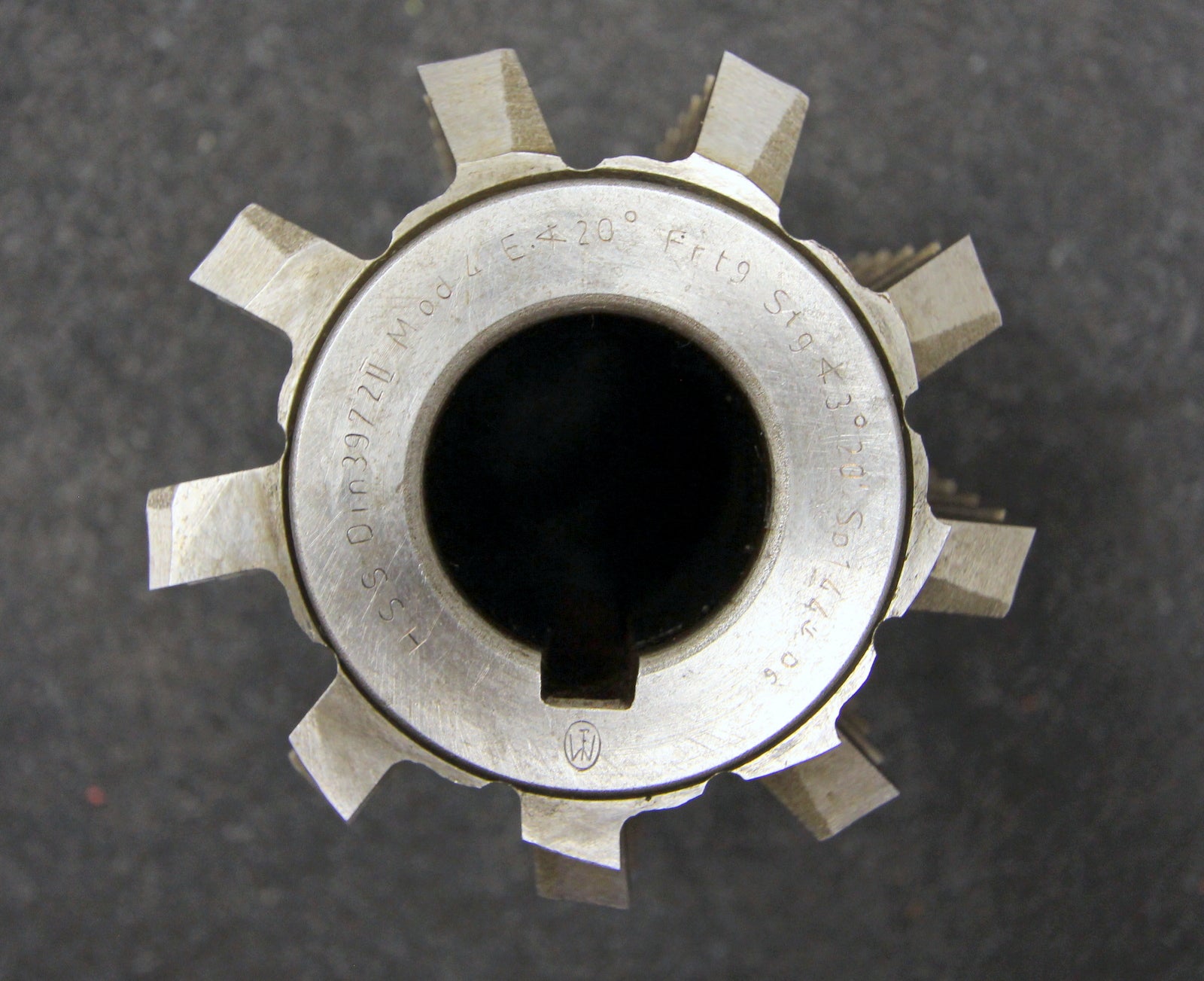 Bild des Artikels FETTE-Vollstahlwälzfräser-gear-hob-m=-4mm-BP-II-nach-DIN3972-20°-EGW