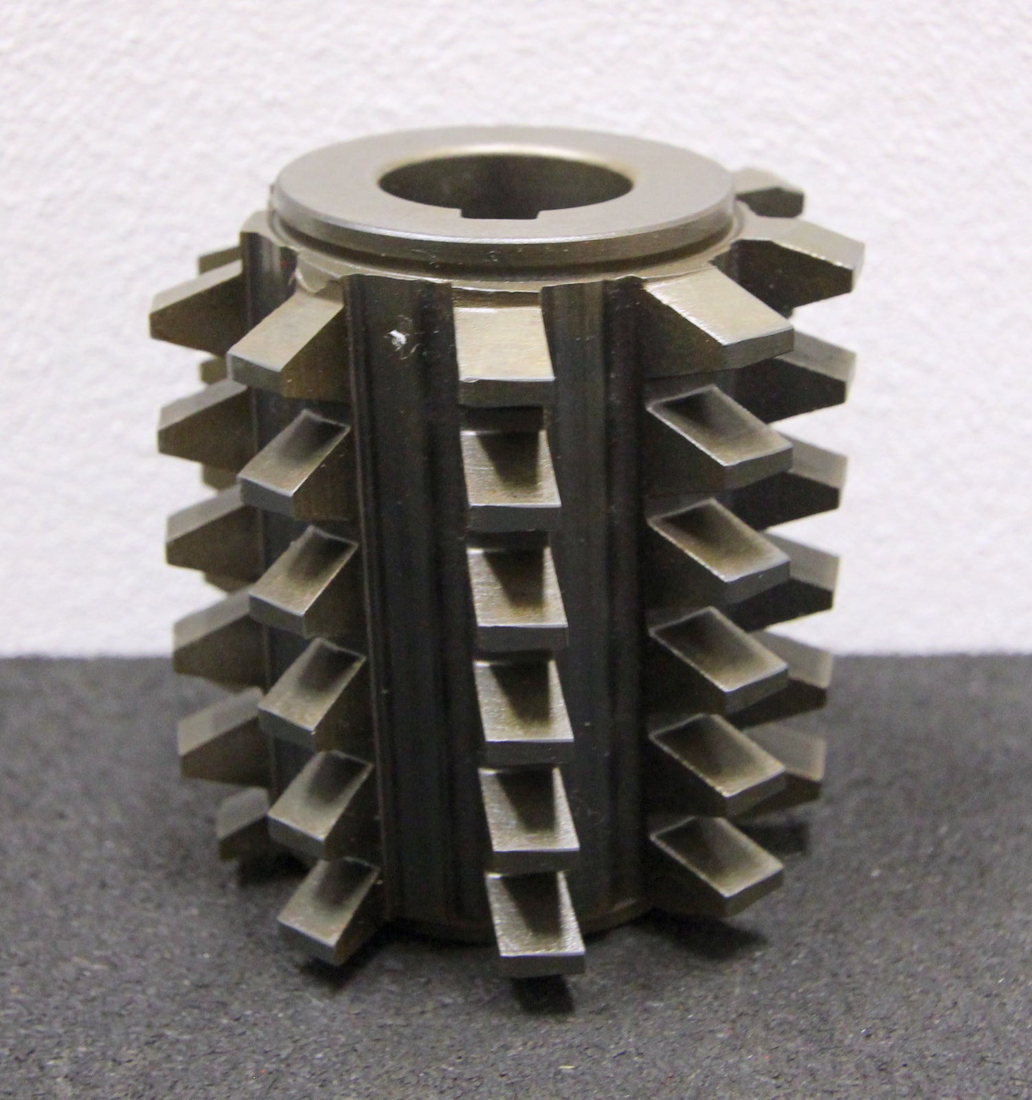 Bild des Artikels FETTE-Vollstahlwälzfräser-gear-hob-Fertigfräser-m-=-4mm-BP-II-nach-DIN3972