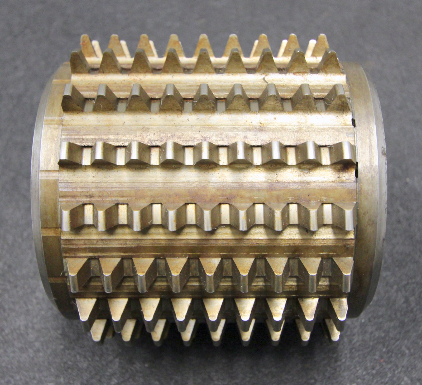 Bild des Artikels FETTE-Stollenwälzfräser-involute-spline-hob-m-=-4mm-DP6,35-20°-EGW
