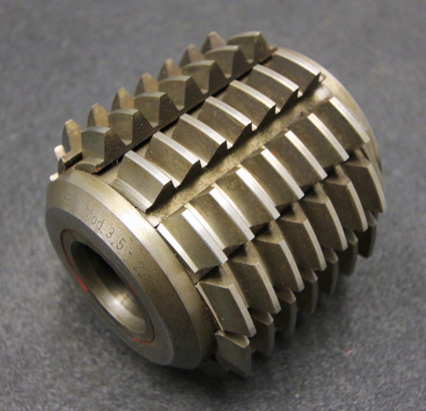 Bild des Artikels SAAZOR-Stollenwälzfräser-involute-spline-hob-m-=-3,5mm-BP-I-nach-DIN3972