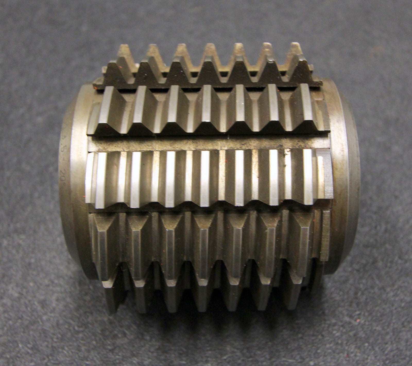 Bild des Artikels SAAZOR-Stollenwälzfräser-involute-spline-hob-m-=-3,5mm-BP-I-nach-DIN3972