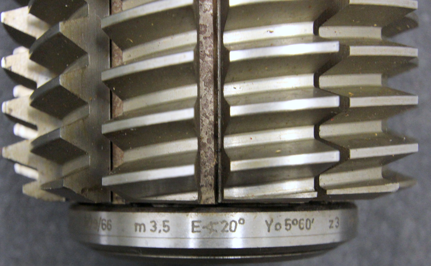 Bild des Artikels KLINGELNBERG-Stollenwälzfräser-involute-spline-hob--m-=-3,5mm-Ø110x130xØ32mm