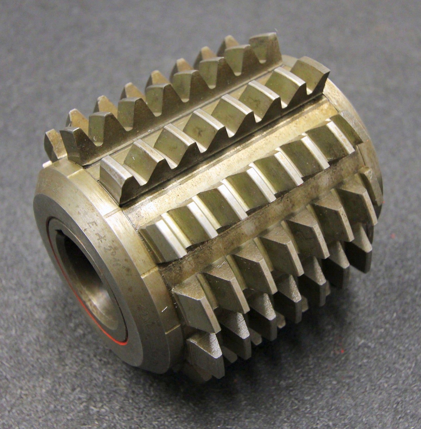 Bild des Artikels SAAZOR-Stollenwälzfräser-involute-spline-hob-Fertigfräser-m=3,5mm-Ø105x105xØ32mm