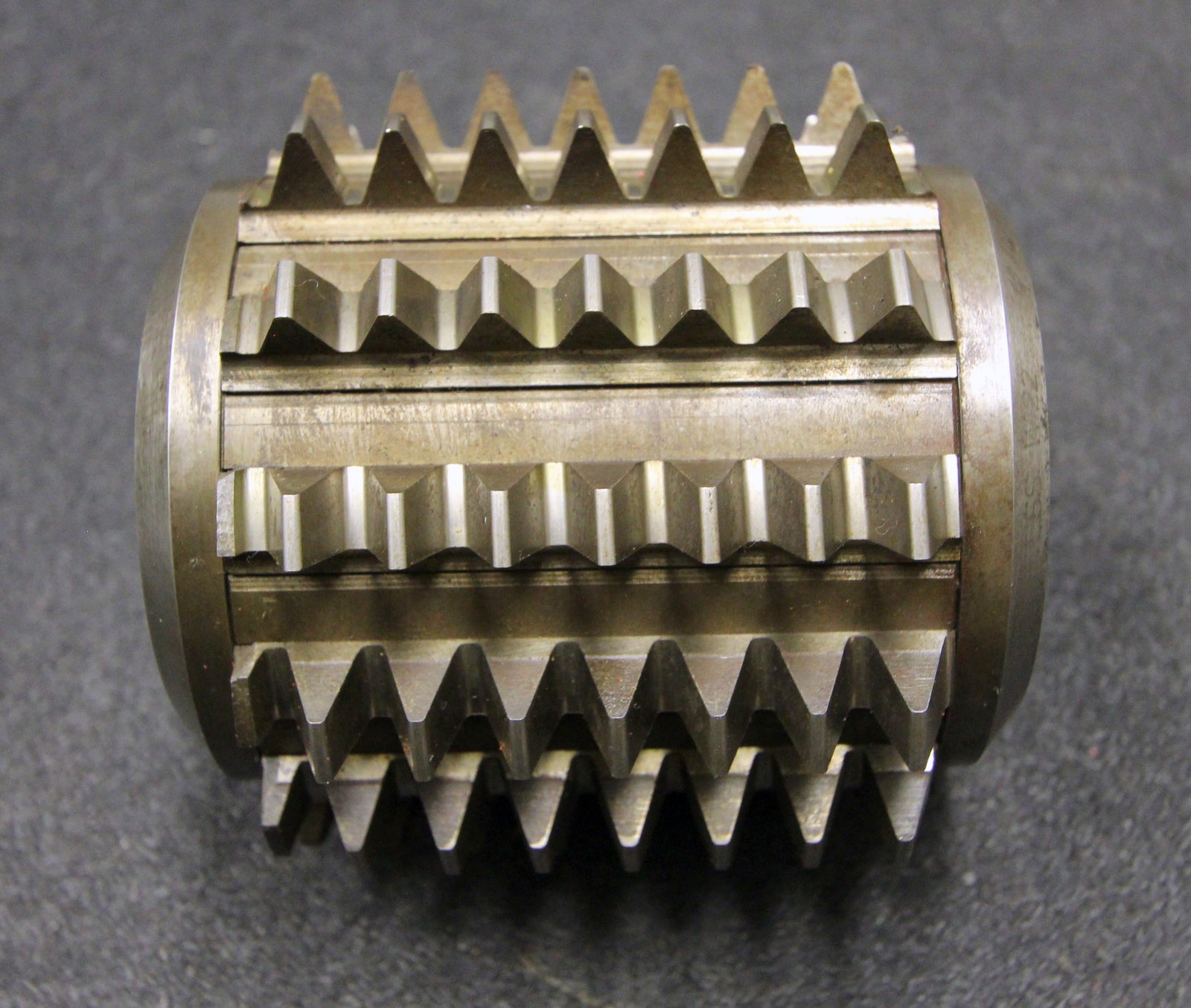 Bild des Artikels SAAZOR-Stollenwälzfräser-involute-spline-hob-Vorfräser-m-=-3,5mm-Ø105x105xØ32mm