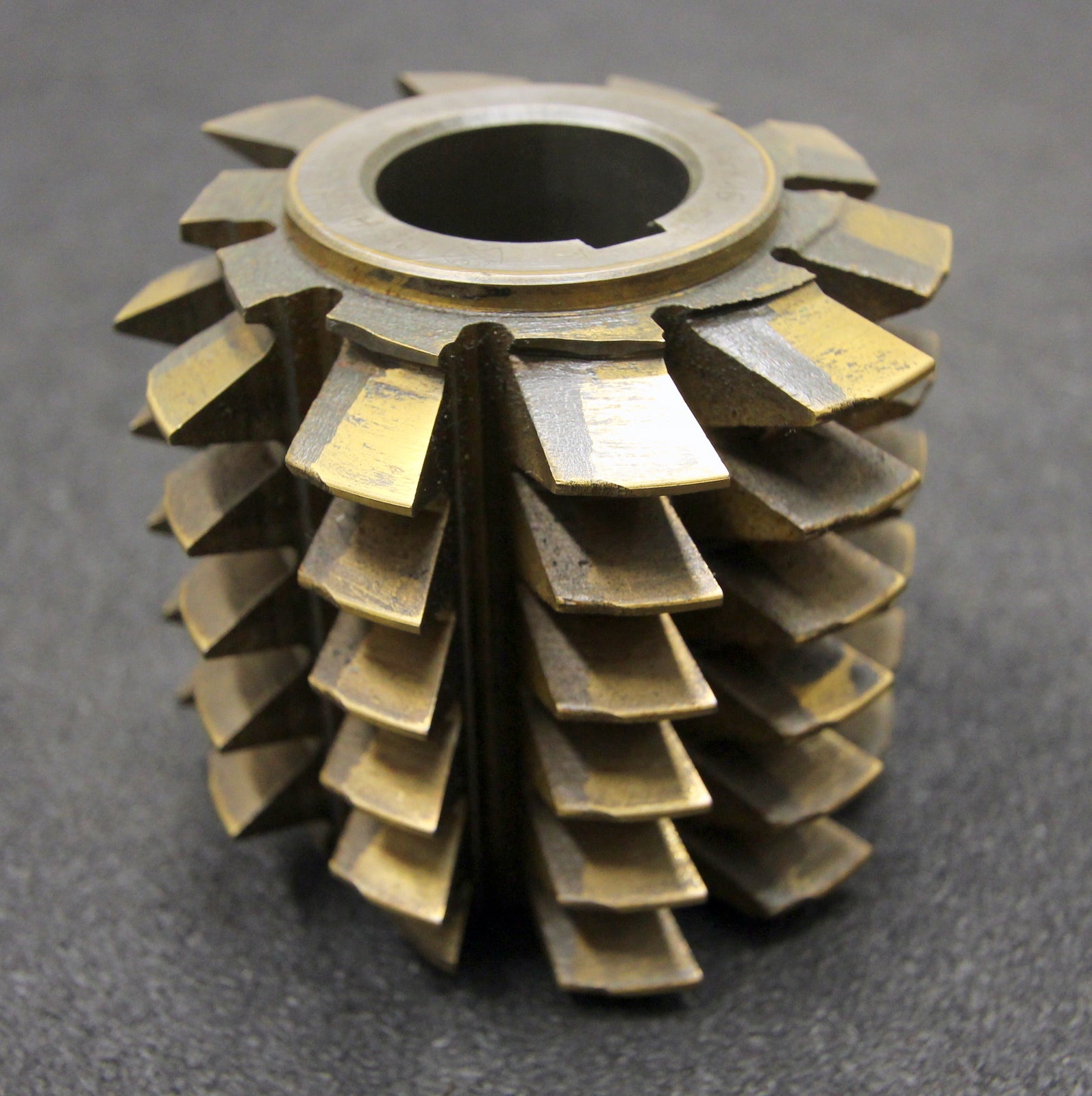 Bild des Artikels Vollstahlwälzfräser-gear-hob-m-=-4mm-20°-EGW-Abmessungen--Ø90x80xØ32mm-mit-LKN