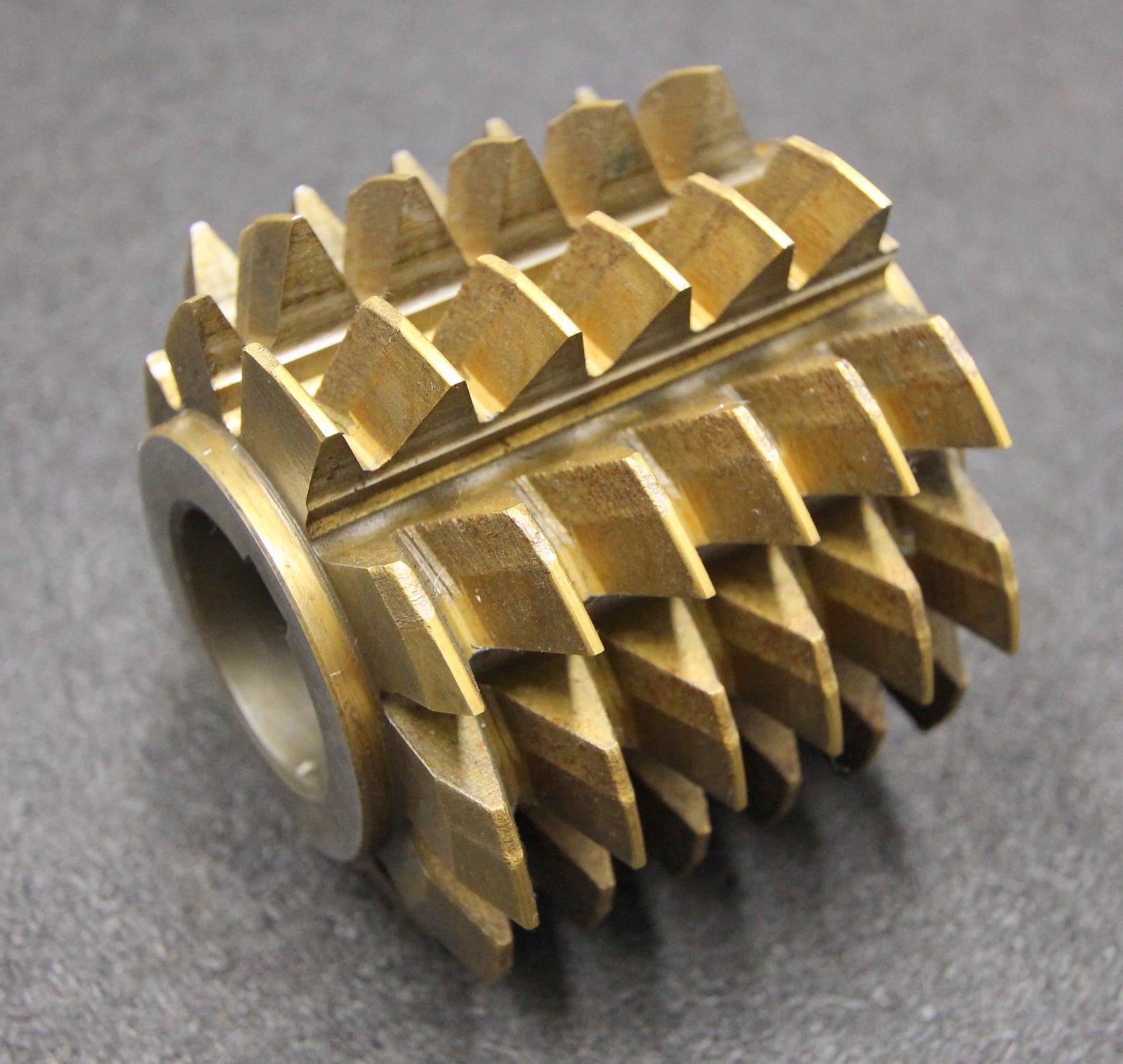 Bild des Artikels Vollstahlwälzfräser-gear-hob-m-=-4mm-20°-EGW-Abmessungen--Ø90x80xØ32mm-mit-LKN