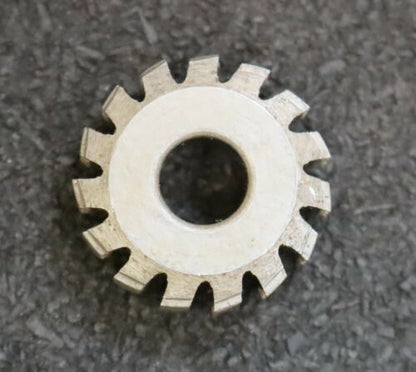 MIKRON Wälzfräser No. 18105 - Ø24x8xØ8mm 1gg. Rechts 15 Spanuten