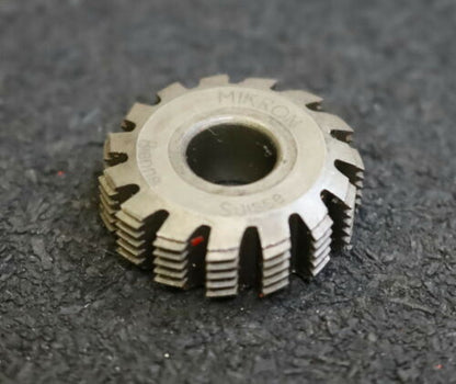 MIKRON Wälzfräser No. 72636 - Ø24x8xØ8mm 1gg. Rechts 15 Spanuten