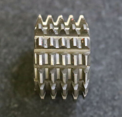 MIKRON Wälzfräser No. 39384 - Ø32x20xØ10mm 1gg. Rechts 15 Spanuten