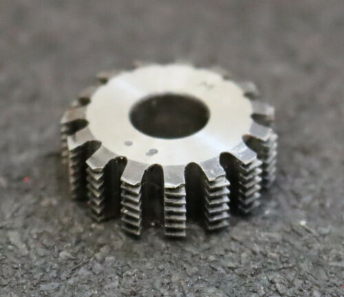 MIKRON Wälzfräser No. 14754 - Ø23x8xØ8mm 1gg. Rechts 15 Spanuten