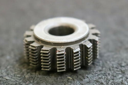MIKRON Vollstahl-Wälzfräser No. 44069 m= 0,305 D20,3 Z64 ho= 0,93 - Ø24x10xØ8mm