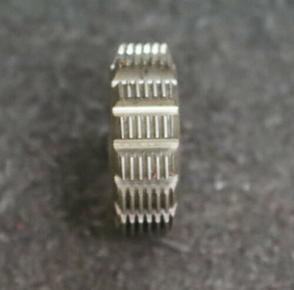 MIKRON Wälzfräser No. 18105 - Ø24x8xØ8mm 1gg. Rechts 15 Spanuten