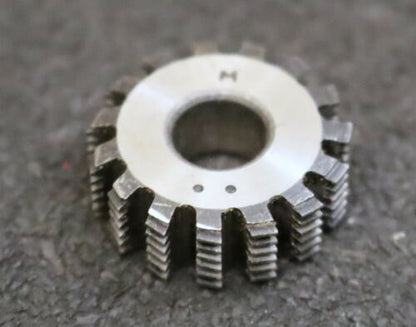 MIKRON Wälzfräser No. 16019 - Ø23x8xØ8mm 1gg. Rechts 15 Spanuten