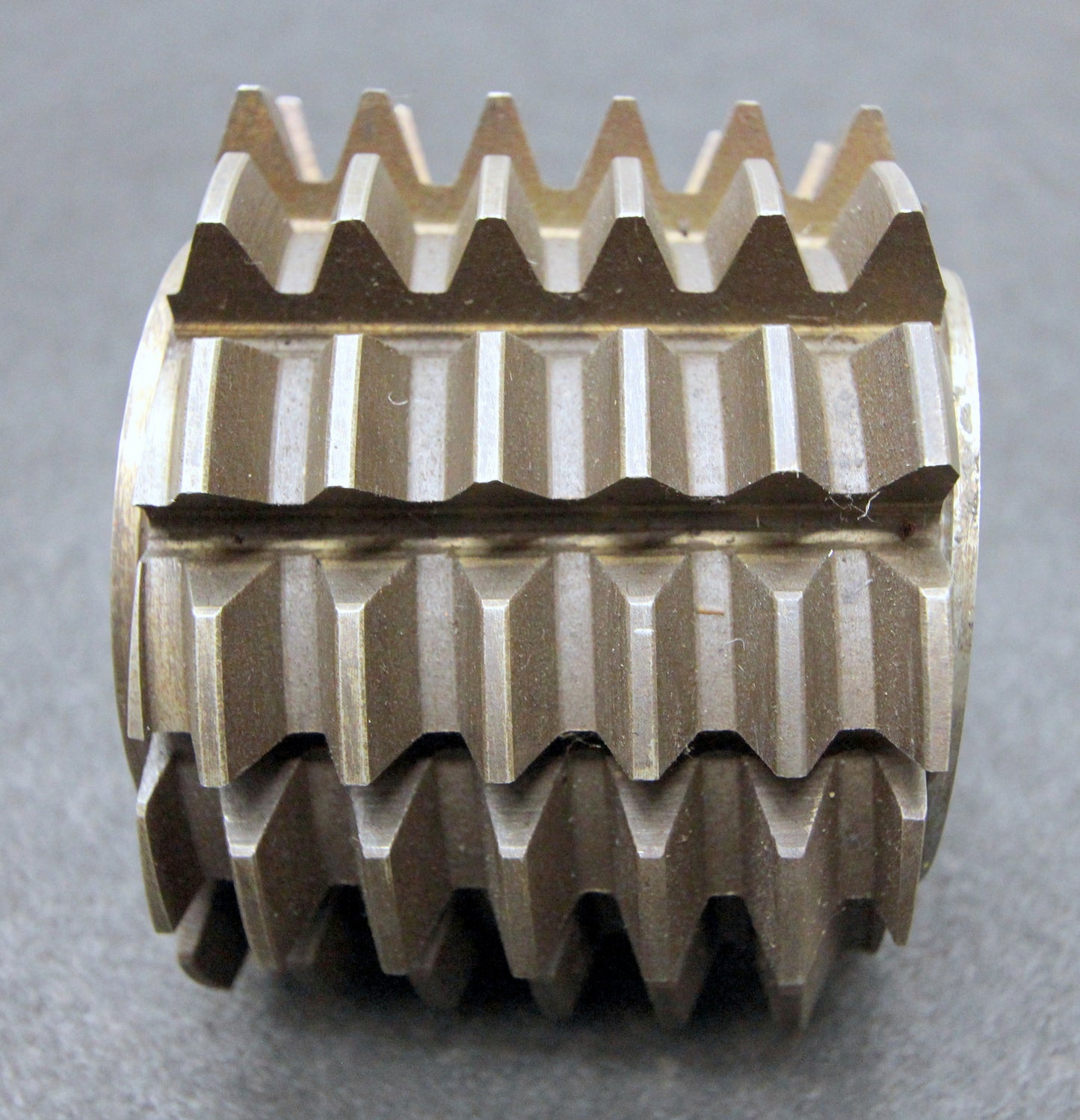 Bild des Artikels KLINGELNBERG-Vollstahlwälzfräser-gear-hob-m-=-4,5mm-20°-EGW-Ø115x90xØ40mm-2gg.-R