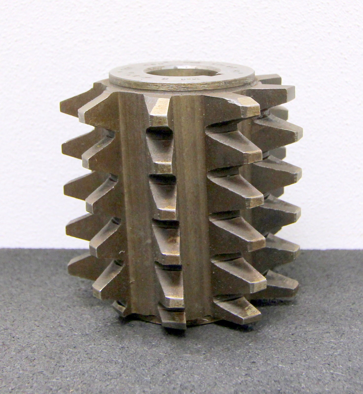 Bild des Artikels Vollstahlwälzfräser-gear-hob-m-=-5mm-20°-EGW-Abmessungen-Ø90x90xØ27mm-mit-LKN